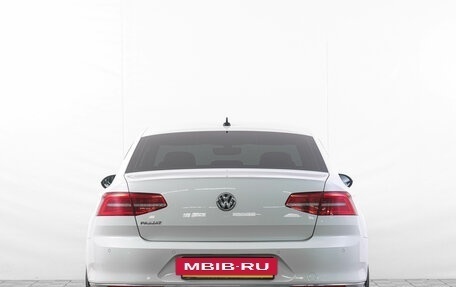 Volkswagen Passat B8 рестайлинг, 2018 год, 2 449 000 рублей, 5 фотография