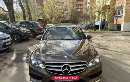 Mercedes-Benz E-Класс, 2014 год, 2 350 000 рублей, 2 фотография