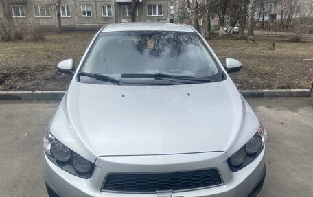 Chevrolet Aveo III, 2012 год, 500 000 рублей, 3 фотография