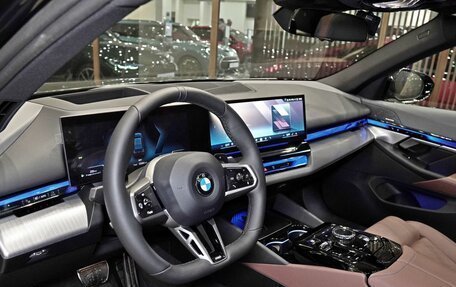 BMW 5 серия, 2023 год, 11 800 000 рублей, 8 фотография