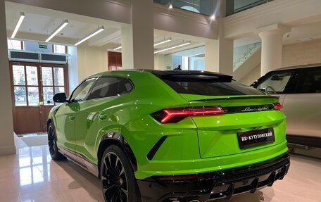 Lamborghini Urus I, 2022 год, 42 000 000 рублей, 3 фотография