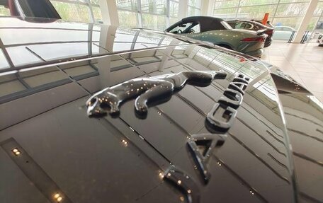 Jaguar F-Type I рестайлинг 2, 2024 год, 11 980 000 рублей, 2 фотография