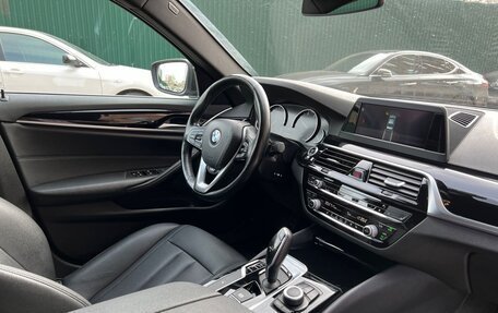 BMW 5 серия, 2018 год, 3 350 000 рублей, 3 фотография