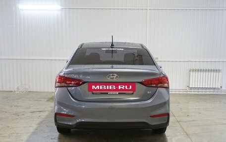 Hyundai Solaris II рестайлинг, 2018 год, 1 340 000 рублей, 4 фотография