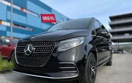 Mercedes-Benz V-Класс, 2024 год, 15 990 000 рублей, 2 фотография