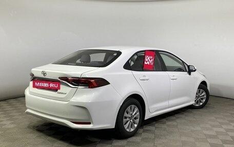 Toyota Corolla, 2022 год, 2 357 000 рублей, 2 фотография