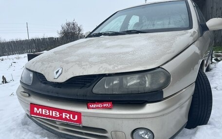 Renault Laguna II, 2000 год, 300 000 рублей, 1 фотография