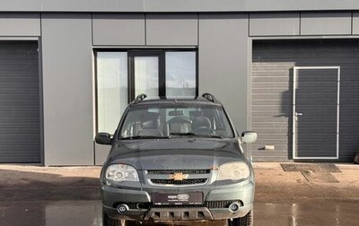 Chevrolet Niva I рестайлинг, 2011 год, 619 800 рублей, 1 фотография