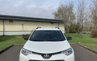 Toyota RAV4, 2019 год, 2 800 000 рублей, 1 фотография