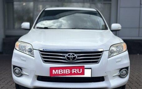 Toyota RAV4, 2011 год, 1 609 000 рублей, 2 фотография