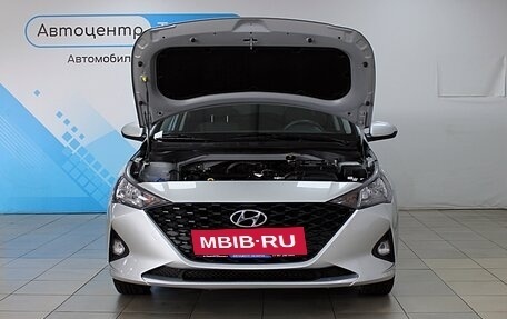 Hyundai Solaris II рестайлинг, 2020 год, 1 949 000 рублей, 2 фотография