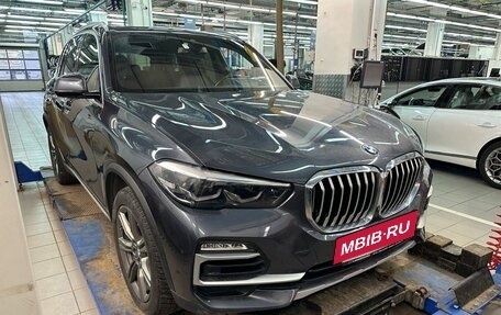 BMW X5, 2019 год, 6 777 000 рублей, 3 фотография