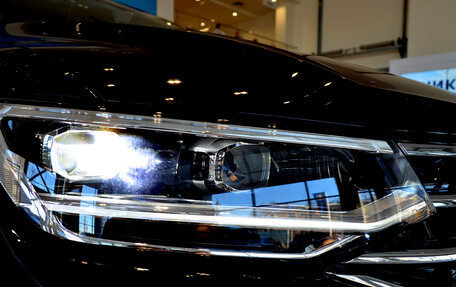 Volkswagen Tiguan II, 2023 год, 6 018 000 рублей, 3 фотография