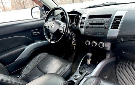 Mitsubishi Outlander III рестайлинг 3, 2007 год, 1 250 000 рублей, 4 фотография