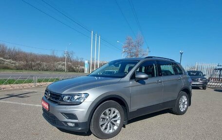 Volkswagen Tiguan II, 2020 год, 2 950 000 рублей, 2 фотография