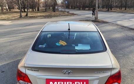 Hyundai Solaris II рестайлинг, 2013 год, 920 000 рублей, 3 фотография