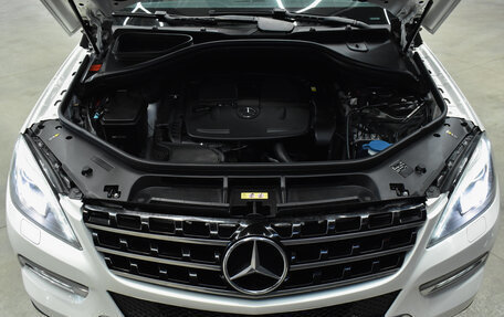Mercedes-Benz M-Класс, 2012 год, 2 690 000 рублей, 3 фотография