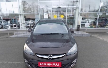 Opel Astra J, 2013 год, 620 000 рублей, 2 фотография