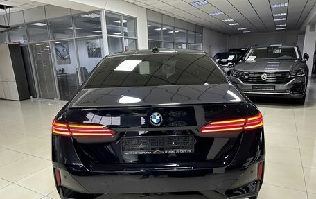 BMW 5 серия, 2023 год, 9 000 000 рублей, 6 фотография