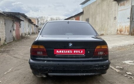 BMW 5 серия, 1998 год, 445 000 рублей, 2 фотография