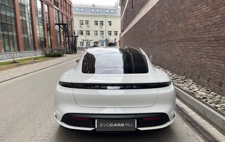 Porsche Taycan I, 2021 год, 10 700 000 рублей, 3 фотография