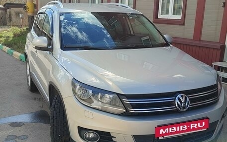 Volkswagen Tiguan I, 2011 год, 1 320 000 рублей, 3 фотография