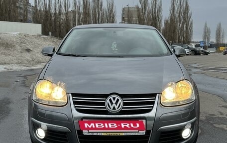 Volkswagen Jetta VI, 2010 год, 795 000 рублей, 4 фотография