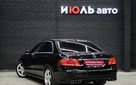 Mercedes-Benz E-Класс, 2013 год, 2 890 000 рублей, 8 фотография