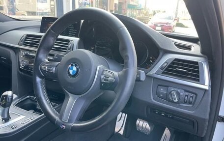BMW 3 серия, 2019 год, 1 548 900 рублей, 11 фотография