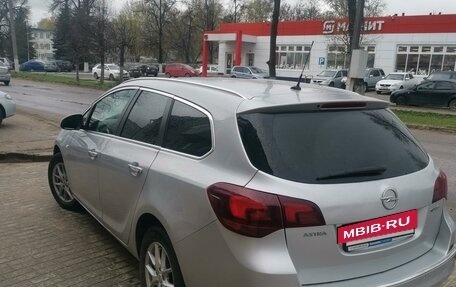 Opel Astra J, 2013 год, 1 030 000 рублей, 3 фотография