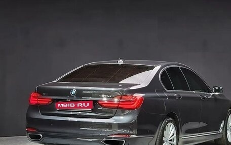 BMW 7 серия, 2015 год, 3 560 000 рублей, 2 фотография
