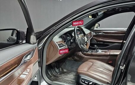 BMW 7 серия, 2015 год, 3 560 000 рублей, 3 фотография