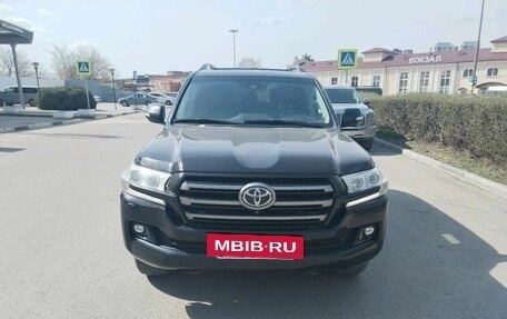 Toyota Land Cruiser 200, 2019 год, 7 770 000 рублей, 2 фотография