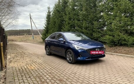 Hyundai Accent IV, 2021 год, 2 430 000 рублей, 2 фотография