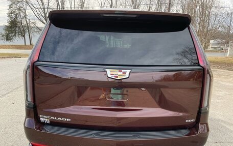 Cadillac Escalade V, 2023 год, 19 288 900 рублей, 6 фотография