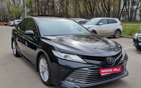 Toyota Camry, 2020 год, 3 000 000 рублей, 3 фотография