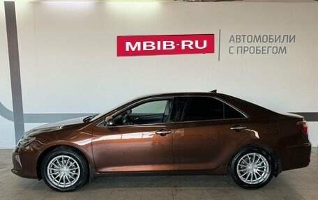 Toyota Camry, 2017 год, 2 350 000 рублей, 4 фотография