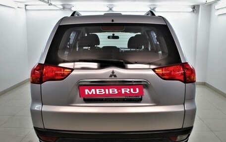 Mitsubishi Pajero Sport II рестайлинг, 2012 год, 1 723 000 рублей, 3 фотография