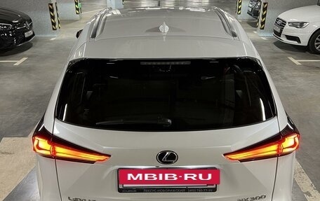 Lexus NX I, 2018 год, 3 850 000 рублей, 3 фотография