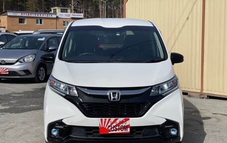 Honda Freed II, 2019 год, 2 225 000 рублей, 3 фотография