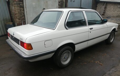 BMW 3 серия, 1982 год, 750 000 рублей, 6 фотография