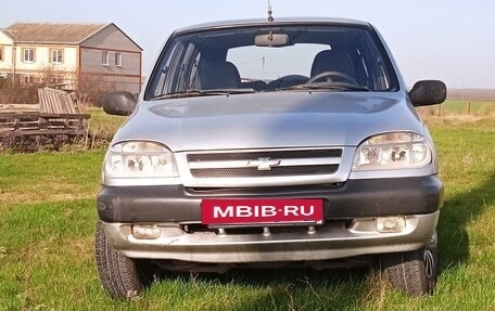 Chevrolet Niva I рестайлинг, 2003 год, 320 000 рублей, 3 фотография