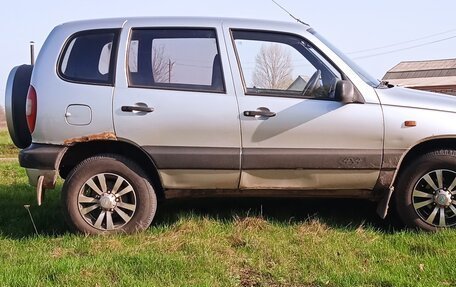 Chevrolet Niva I рестайлинг, 2003 год, 320 000 рублей, 4 фотография