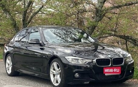 BMW 3 серия, 2018 год, 1 666 000 рублей, 5 фотография