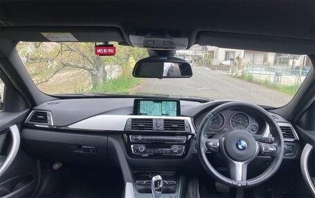 BMW 3 серия, 2018 год, 1 666 000 рублей, 8 фотография
