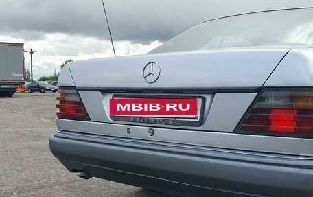 Mercedes-Benz E-Класс, 1994 год, 549 000 рублей, 5 фотография
