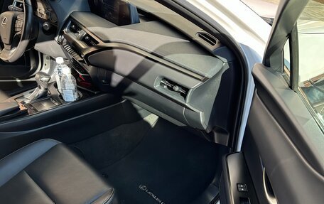 Lexus UX I, 2019 год, 3 195 000 рублей, 9 фотография