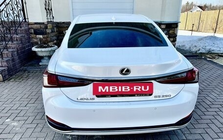 Lexus ES VII, 2019 год, 4 650 000 рублей, 2 фотография