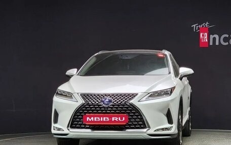 Lexus RX IV рестайлинг, 2021 год, 6 100 000 рублей, 3 фотография