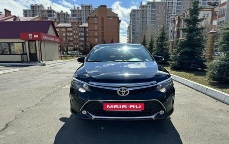 Toyota Camry, 2017 год, 2 450 000 рублей, 2 фотография